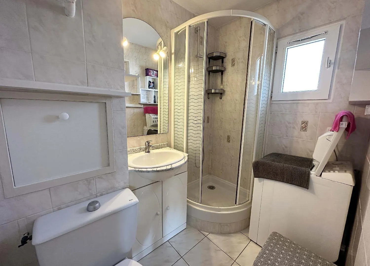 Appartement 4 A 6 Personnes Acces Direct Plage Miramar La Londe-les-Maures Apartment