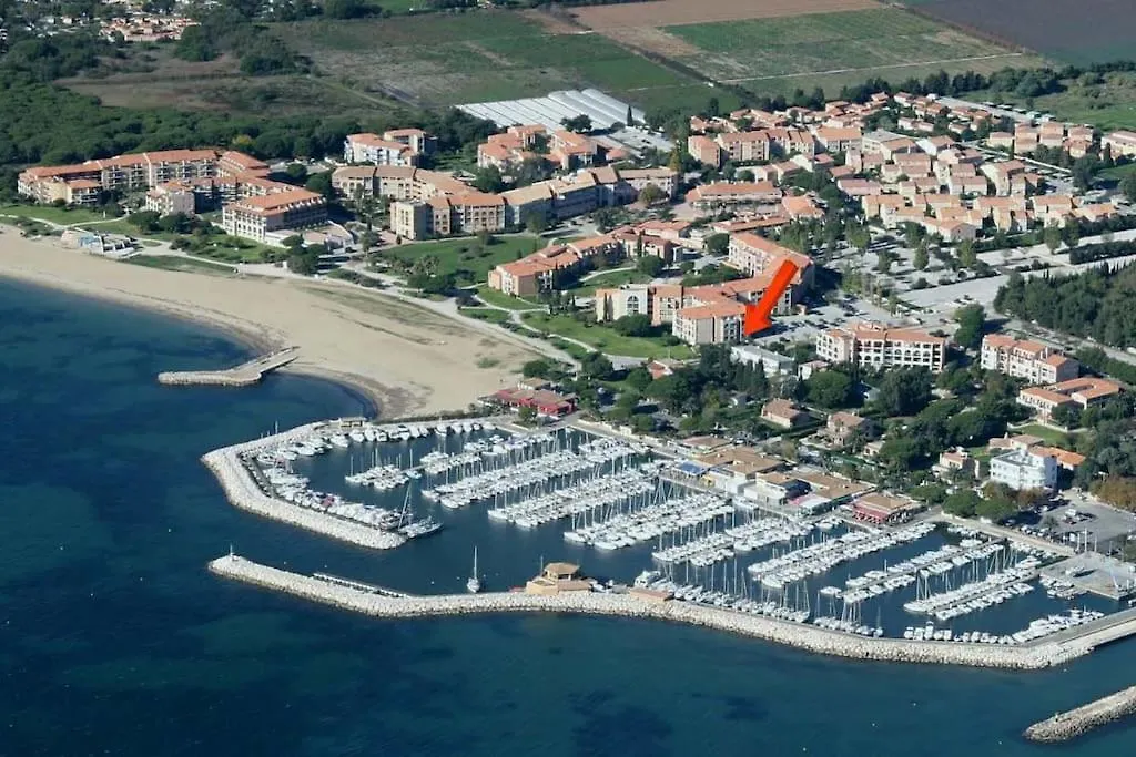 Appartement 4 A 6 Personnes Acces Direct Plage Miramar La Londe-les-Maures Apartment
